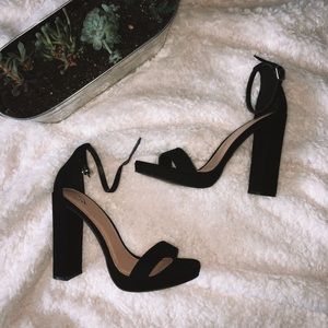 Windsor chunky heel